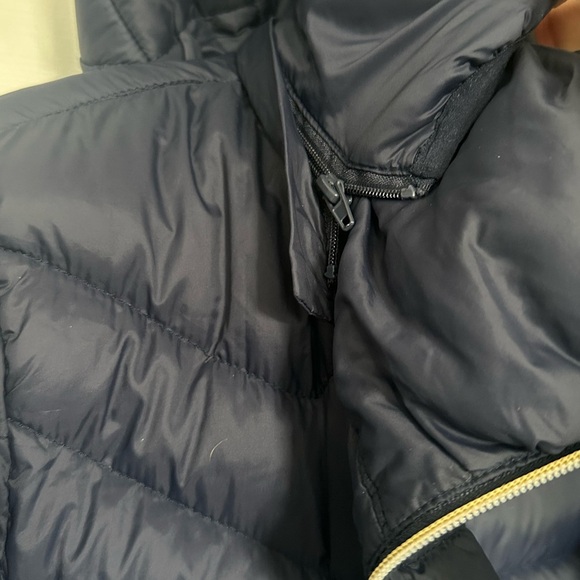 Michael Kors Women’s Packable Down Fill Navy Chevron Puffer Jacket | EUC - Picture 11 of 13